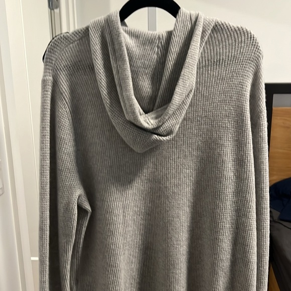 Cashmere Hoodie - Picture 4 of 5